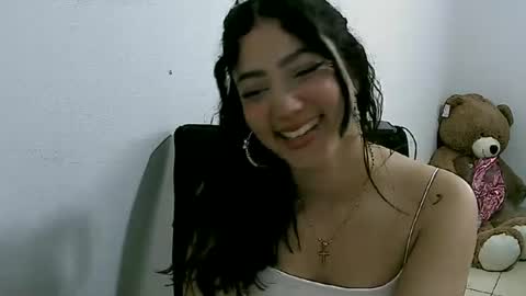 Snapshot of lunaa_sub chatting on February 28, 2025, 7:25 pm lunaa_sub online show from February 28, 2025, 7:25 pm