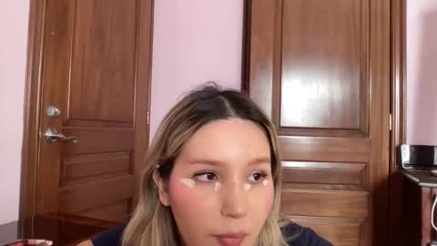 Lunacats online show from April 27, 2026, 2:37 pm