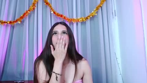 Luna online show from January 11, 2025, 11:02 pm