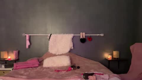 Snapshot of lunahadiid chatting on October 24, 2025, 8:00 am Luna hadiid    online show from October 24, 2025, 8:00 am