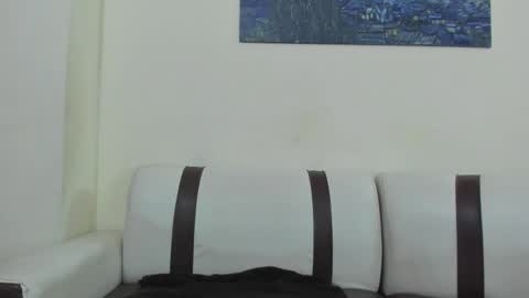 Snapshot of lunainsane58 chatting on March 5, 2026, 6:42 am Luna online show from March 5, 2026, 6:42 am