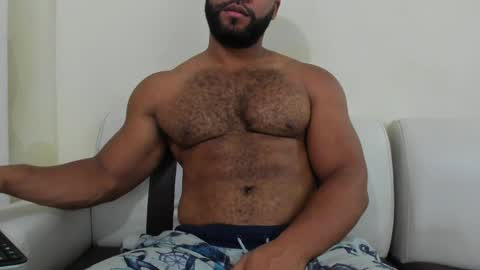 Snapshot of lunainsane58 chatting on April 5, 2026, 9:56 pm Luna online show from April 5, 2026, 9:56 pm