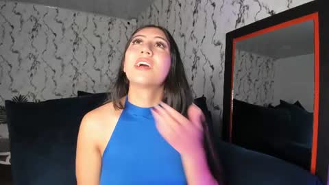 Snapshot of lunaliaa_ chatting on July 4, 2026, 6:08 am Lunalia online show from July 4, 2026, 6:08 am