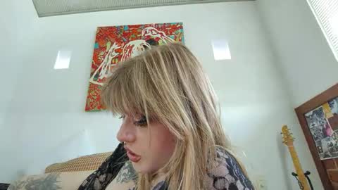 Billie Bubbles online show from November 5, 2025, 7:30 am