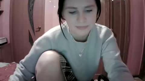 lunamystique_ online show from January 30, 2025, 2:49 am