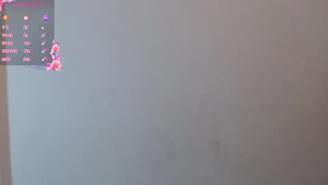 Julieth  online show from February 14, 2025, 5:41 am