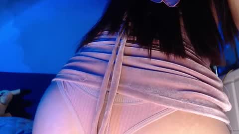 Julieth  online show from March 26, 2026, 6:02 pm