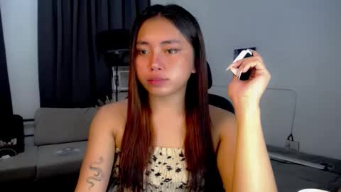 Luna online show from April 27, 2026, 6:39 pm