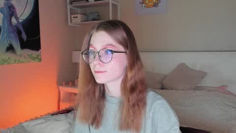 Snapshot of lunar_sofia chatting on December 15, 2024, 10:47 pm Sofia online show from December 15, 2024, 10:47 pm