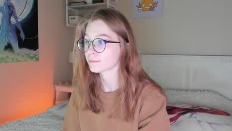 Snapshot of lunar_sofia chatting on December 22, 2024, 2:17 am Sofia online show from December 22, 2024, 2:17 am