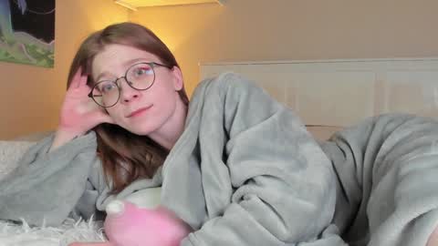 Snapshot of lunar_sofia chatting on December 31, 2024, 2:19 am Sofia online show from December 31, 2024, 2:19 am