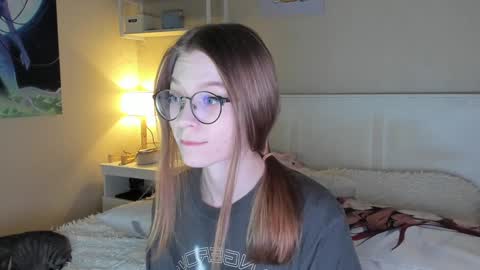 Snapshot of lunar_sofia chatting on January 7, 2025, 1:59 am Sofia online show from January 7, 2025, 1:59 am