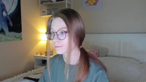 Snapshot of lunar_sofia chatting on January 11, 2025, 3:52 pm Sofia online show from January 11, 2025, 3:52 pm