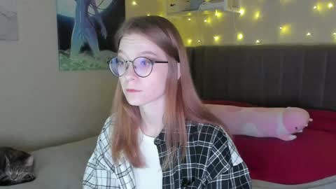 Snapshot of lunar_sofia chatting on January 29, 2025, 5:13 pm Sofia online show from January 29, 2025, 5:13 pm