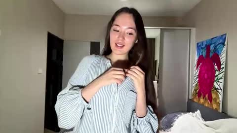 lunarameli online show from March 27, 2026, 2:06 pm