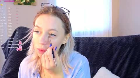 Kelly online show from September 20, 2025, 2:40 pm