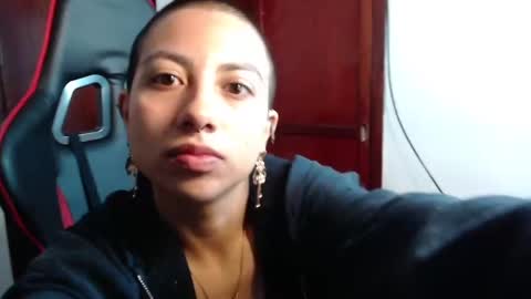Snapshot of lunarichy chatting on October 7, 2025, 11:51 am lunarichy online show from October 7, 2025, 11:51 am