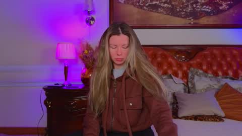 Snapshot of lunarishi chatting on January 18, 2026, 6:06 am Luna Rishi online show from January 18, 2026, 6:06 am