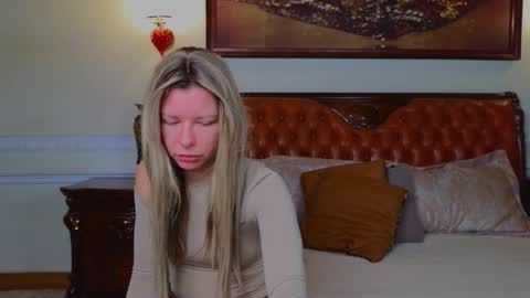 Snapshot of lunarishi chatting on February 14, 2026, 6:21 am Luna Rishi online show from February 14, 2026, 6:21 am