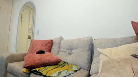 Snapshot of lunascarlet029 chatting on February 21, 2026, 3:18 am lunascarlet029 online show from February 21, 2026, 3:18 am