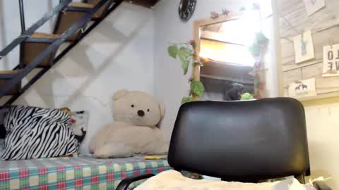 Snapshot of lunasky83 chatting on February 23, 2025, 4:24 pm luna online show from February 23, 2025, 4:24 pm