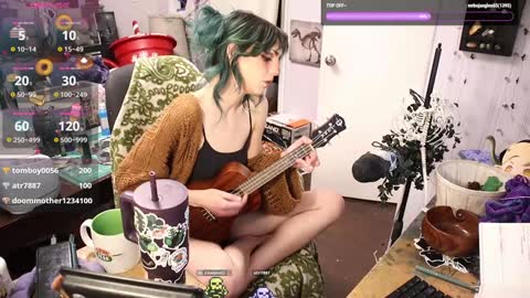 ..LunaSparkles. online show from February 3, 2025, 8:46 am