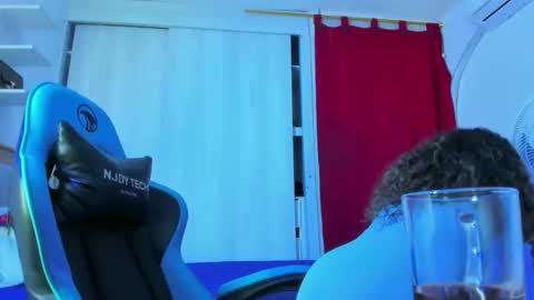 luna online show from November 8, 2025, 2:50 pm