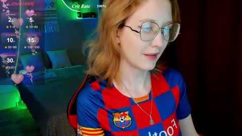 Snapshot of lunaterry chatting on June 18, 2026, 9:14 am lunaterry online show from June 18, 2026, 9:14 am