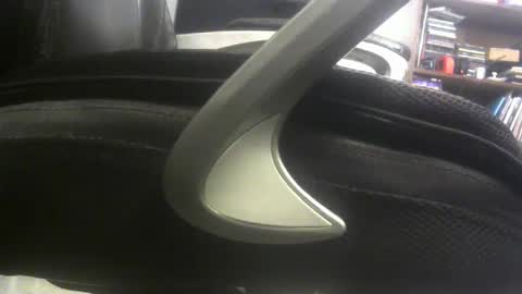 Snapshot of lunatica12 chatting on March 10, 2025, 2:50 am lunatica12 online show from March 10, 2025, 2:50 am