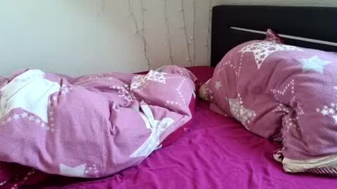 Snapshot of lunaticminx chatting on December 31, 2024, 11:31 am Luna powered by bitch dust online show from December 31, 2024, 11:31 am