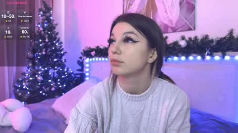 Snapshot of lunavine chatting on February 10, 2026, 9:02 am Veronica online show from February 10, 2026, 9:02 am