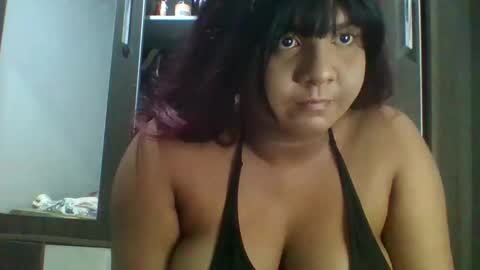 Snapshot of lunawollf chatting on October 14, 2025, 7:58 pm lunawollf online show from October 14, 2025, 7:58 pm