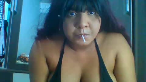 Snapshot of lunawollf chatting on October 15, 2025, 7:36 pm lunawollf online show from October 15, 2025, 7:36 pm