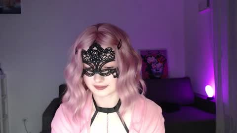 LunaXcherry online show from February 26, 2026, 5:12 pm