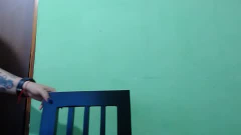Snapshot of lunay_hot chatting on July 6, 2026, 3:03 pm lunay_hot online show from July 6, 2026, 3:03 pm