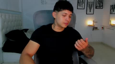 Lunay online show from March 27, 2026, 11:59 pm