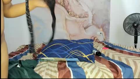 lunna_noir online show from February 19, 2026, 11:34 pm