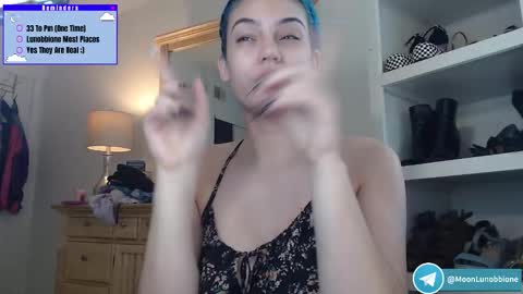 Snapshot of lunobbione chatting on March 19, 2026, 6:34 pm Lunobbione online show from March 19, 2026, 6:34 pm