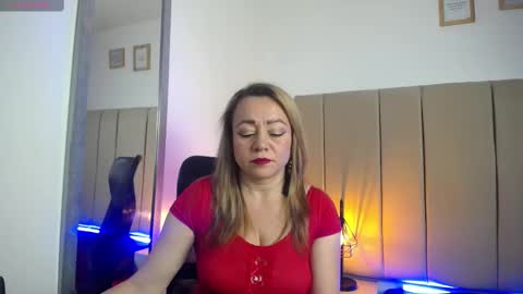 Snapshot of lupita223 chatting on March 10, 2025, 12:48 pm Lupita223 online show from March 10, 2025, 12:48 pm