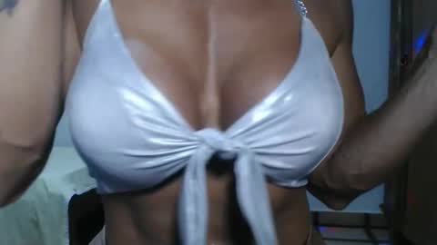 lusexyhot online show from April 1, 2026, 12:11 am