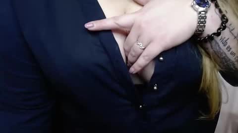 Snapshot of lushhailey chatting on January 27, 2025, 11:22 pm Hailey online show from January 27, 2025, 11:22 pm