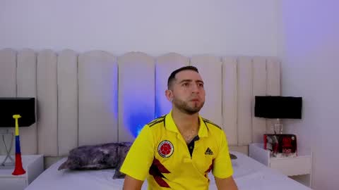 Snapshot of lushian_luna chatting on July 7, 2026, 4:44 pm Lushian And Luna online show from July 7, 2026, 4:44 pm