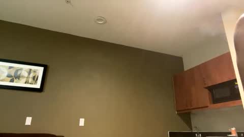 LUST online show from December 1, 2025, 4:28 am