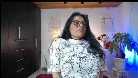 Angela 3 online show from September 20, 2025, 11:39 pm