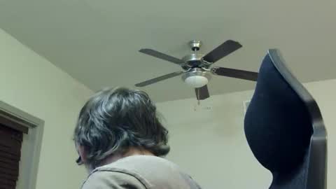 LustfulLives online show from April 11, 2026, 10:41 am