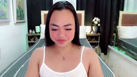 Trina online show from January 18, 2025, 11:21 am