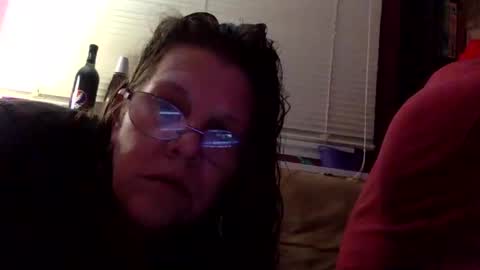 lustinlove420 online show from December 25, 2024, 6:52 am
