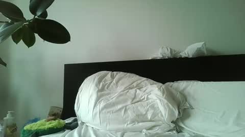 lustlnbalancevh online show from November 10, 2025, 9:19 am