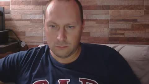 Snapshot of lustonfan chatting on April 21, 2026, 2:37 am lustonfan online show from April 21, 2026, 2:37 am