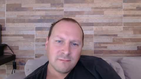 lustonfan online show from July 16, 2026, 12:55 pm